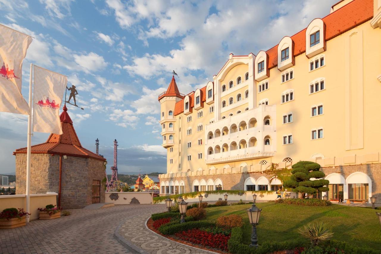 Bogatyr Hotel Адлер Экстерьер фото